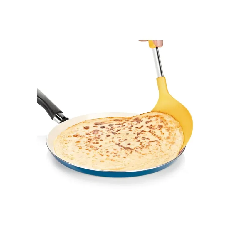 Extra Wide Flexible Non Stick Crepe Turner