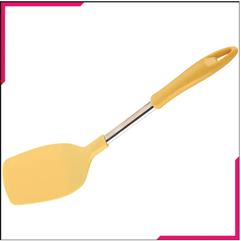 Extra Wide Flexible Non Stick Crepe Turner
