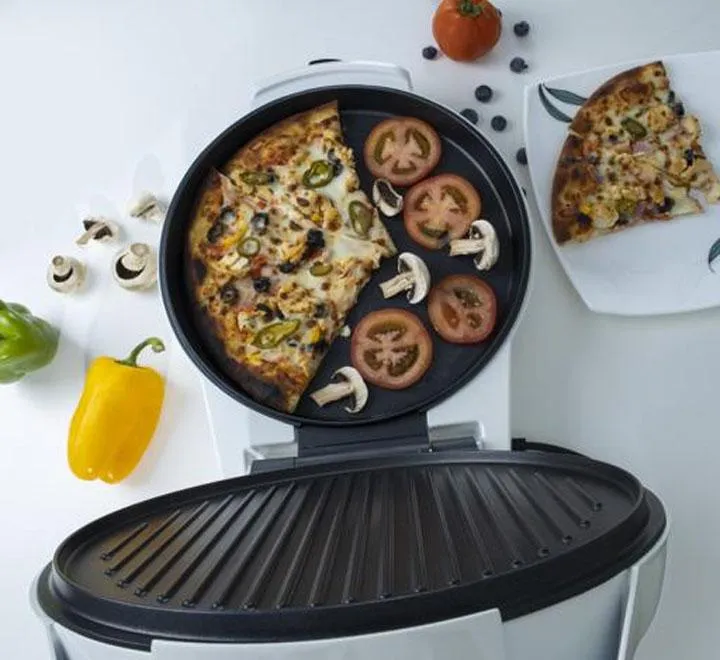 Non-Stick Pizza Maker