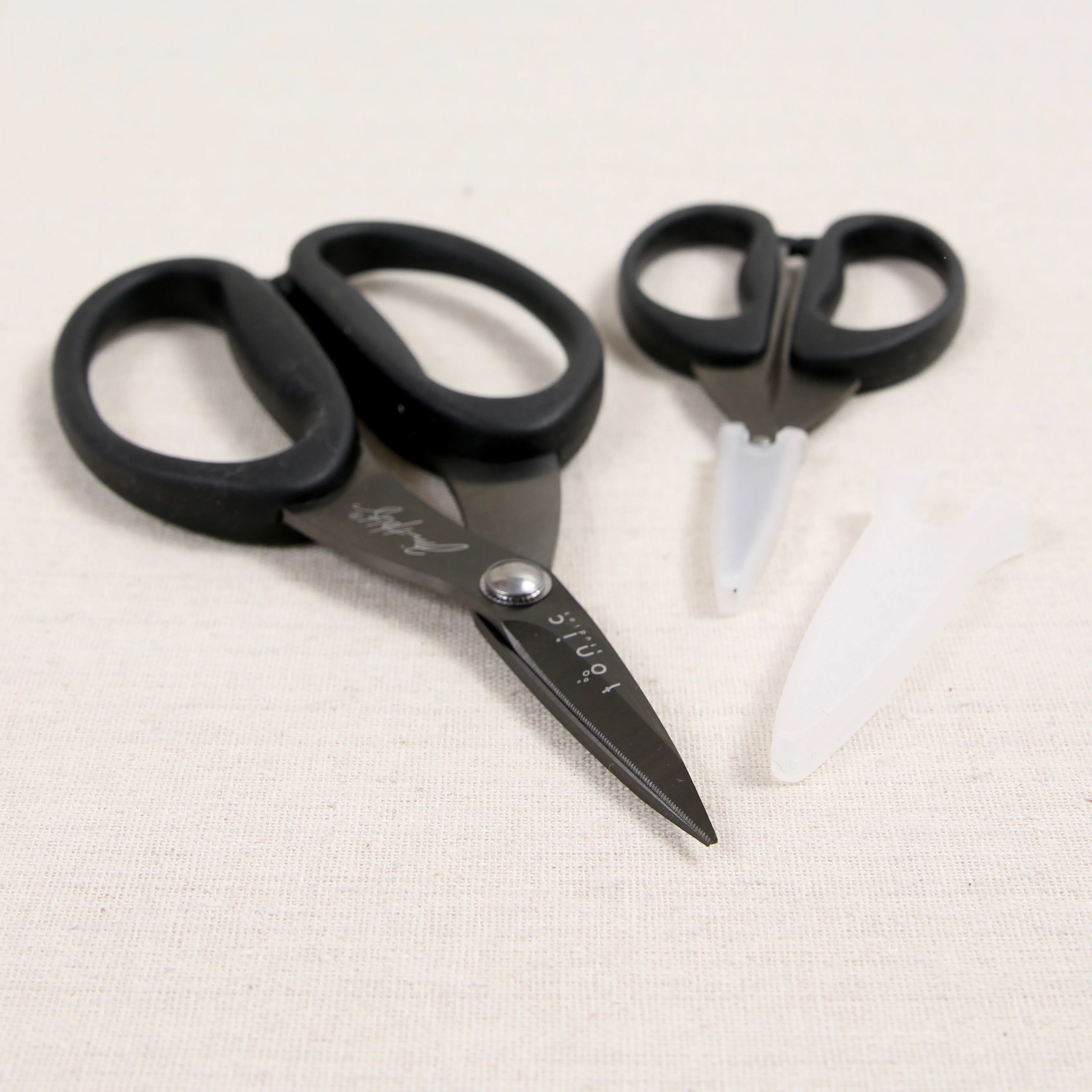Non-stick Titanium Scissors