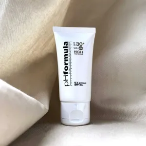 pH formula UV protect SPF30 