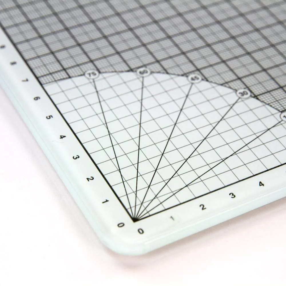 Tonic Studios - Surfaces - A3 Glass Cutting Mat - 352e